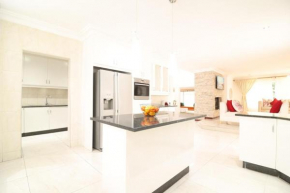 Smartz Luxury Home